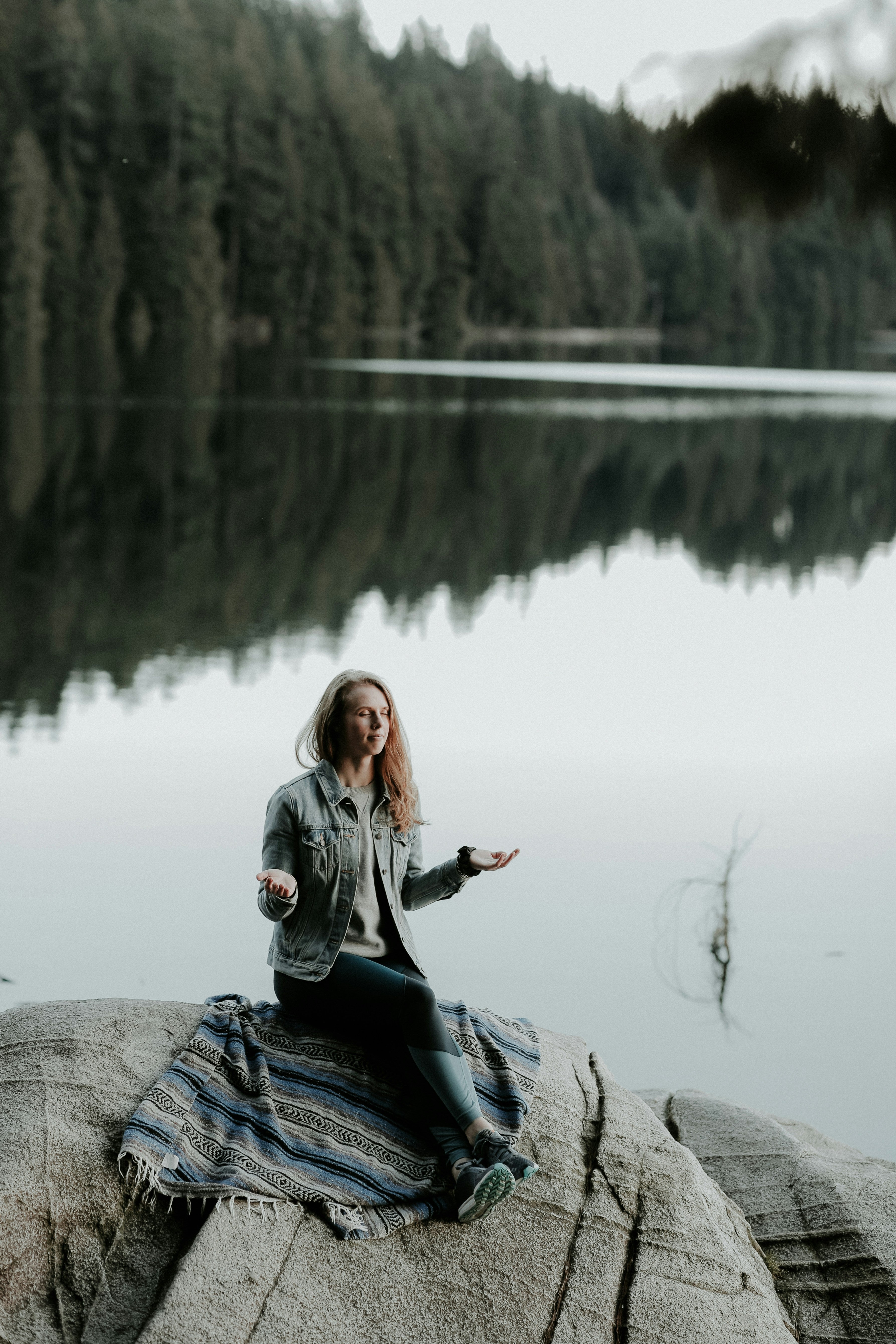 Lady with open arms